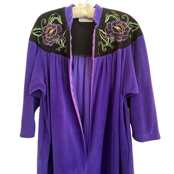 Vtg Vanity Fair Long Robe M Purple Floral Velour Quilted Housecoat Grannycore - Picture 5 of 12